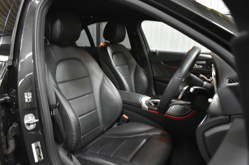 メルセデスベンツ Cクラス C220d ﾛｰﾚｳｽED ｽﾎﾟｰﾂﾌﾟﾗｽP ﾚｰﾀﾞｰｾｰﾌﾃｨP 後期 革 ﾍｯﾄﾞｱｯﾌﾟD 液晶ﾒｰﾀｰ ﾌｯﾄﾄﾗﾝｸ ﾜｲﾔﾚｽﾁｬｰｼﾞ ｴｱｻｽ AMGｴｱﾛ18AW ﾃﾞｨｽﾄﾛﾆｯｸ ﾌﾞﾗｲﾝﾄﾞｽﾎﾟｯﾄ ﾚｰﾝｷｰﾌﾟ ﾅﾋﾞTV ﾊﾞｯｸｶﾒﾗ ｷｰﾚｽｺﾞｰ 2年保証