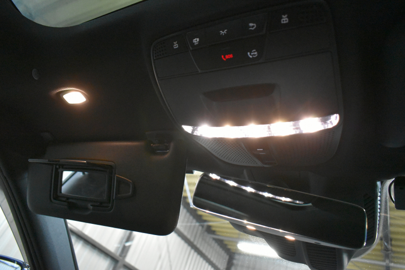 メルセデスベンツ Eクラス E300WG ｽﾎﾟｰﾂ ｴｸｽｸﾙｰｼﾌﾞ ﾚｰﾀﾞｰSP 後期型 258馬力 1ｵｰﾅｰ ﾊﾟﾉﾗﾏｻﾝﾙｰﾌ ﾌﾞﾙﾒｽﾀｰS MEｺﾈ 全席ﾋｰﾀｰ黒革 ﾃﾞｨｽﾄﾛ Lﾁｪﾝｼﾞ BSM AMGｴｱﾛ19AW ｷｰGO HUD MBUX ﾅﾋﾞ地ﾃﾞｼﾞ360ｶﾒ 2年保証