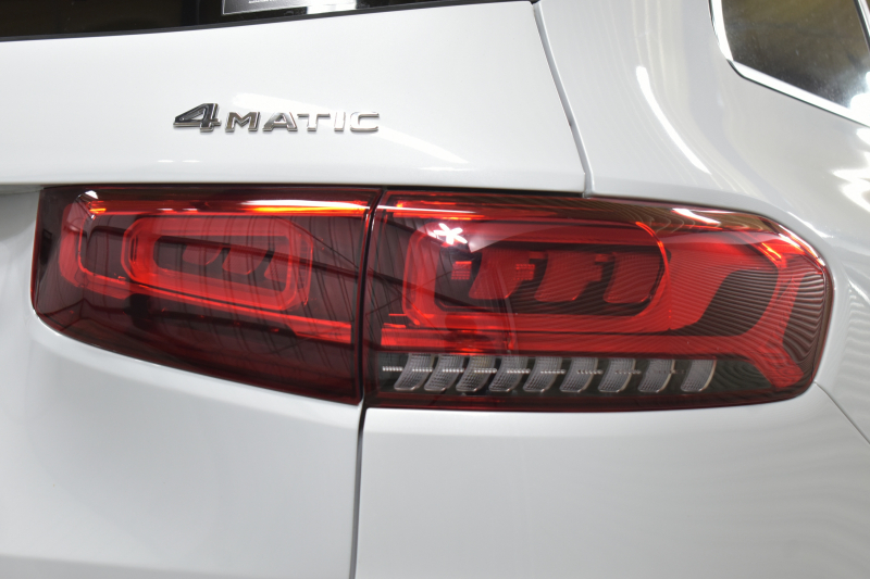 メルセデスベンツ GLB GLB200d 4ﾏﾁｯｸ AMGﾗｲﾝ AMGﾚｻﾞｰｴｸｽｸﾙｰｼﾌﾞP ﾅﾋﾞｹﾞｰｼｮﾝP ﾚｰﾀﾞｰｾｰﾌﾃｨP 1ｵｰﾅｰ ﾊﾟﾉﾗﾏｻﾝﾙｰﾌ 革 AMGｴｱﾛ19AW MBUXﾅﾋﾞTV ﾃﾞｨｽﾄﾛ ﾌﾞﾗｲﾝﾄﾞS 360ｶﾒﾗ ﾜｲﾔﾚｽﾁｬｰｼﾞ ﾌｯﾄｹﾞｰﾄ ｷｰﾚｽｺﾞｰ 2年保証