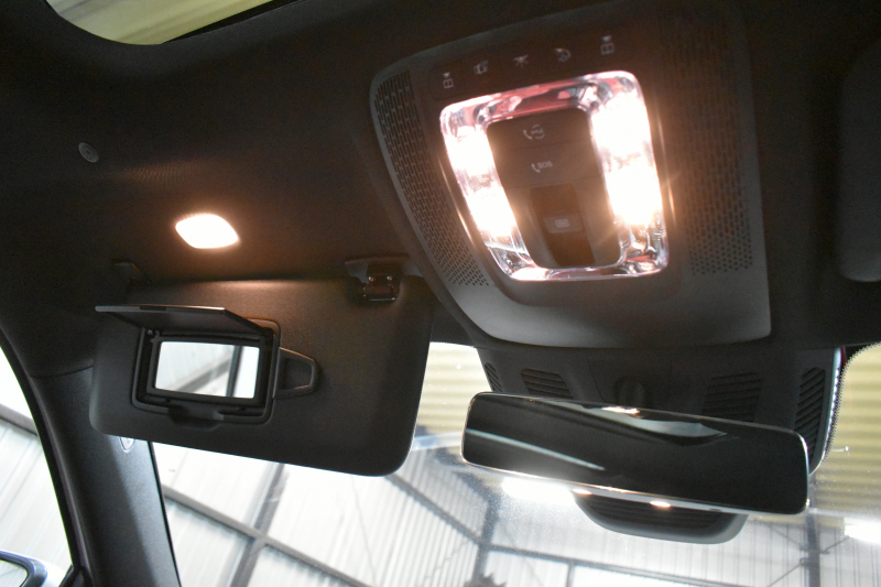 メルセデスベンツ GLB GLB200d 4ﾏﾁｯｸ AMGﾗｲﾝ AMGﾚｻﾞｰｴｸｽｸﾙｰｼﾌﾞP ﾅﾋﾞｹﾞｰｼｮﾝP ﾚｰﾀﾞｰｾｰﾌﾃｨP 1ｵｰﾅｰ ﾊﾟﾉﾗﾏｻﾝﾙｰﾌ 革 AMGｴｱﾛ19AW MBUXﾅﾋﾞTV ﾃﾞｨｽﾄﾛ ﾌﾞﾗｲﾝﾄﾞS 360ｶﾒﾗ ﾜｲﾔﾚｽﾁｬｰｼﾞ ﾌｯﾄｹﾞｰﾄ ｷｰﾚｽｺﾞｰ 2年保証