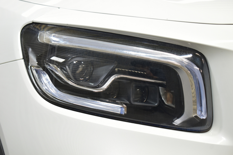 メルセデスベンツ GLB GLB200d 4ﾏﾁｯｸ AMGﾗｲﾝ AMGﾚｻﾞｰｴｸｽｸﾙｰｼﾌﾞP ﾅﾋﾞｹﾞｰｼｮﾝP ﾚｰﾀﾞｰｾｰﾌﾃｨP 1ｵｰﾅｰ ﾊﾟﾉﾗﾏｻﾝﾙｰﾌ 革 AMGｴｱﾛ19AW MBUXﾅﾋﾞTV ﾃﾞｨｽﾄﾛ ﾌﾞﾗｲﾝﾄﾞS 360ｶﾒﾗ ﾜｲﾔﾚｽﾁｬｰｼﾞ ﾌｯﾄｹﾞｰﾄ ｷｰﾚｽｺﾞｰ 2年保証