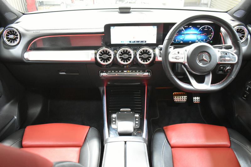 メルセデスベンツ GLB GLB200d 4ﾏﾁｯｸ AMGﾗｲﾝ AMGﾚｻﾞｰｴｸｽｸﾙｰｼﾌﾞP ﾅﾋﾞｹﾞｰｼｮﾝP ﾚｰﾀﾞｰｾｰﾌﾃｨP 1ｵｰﾅｰ ﾊﾟﾉﾗﾏｻﾝﾙｰﾌ 革 AMGｴｱﾛ19AW MBUXﾅﾋﾞTV ﾃﾞｨｽﾄﾛ ﾌﾞﾗｲﾝﾄﾞS 360ｶﾒﾗ ﾜｲﾔﾚｽﾁｬｰｼﾞ ﾌｯﾄｹﾞｰﾄ ｷｰﾚｽｺﾞｰ 2年保証