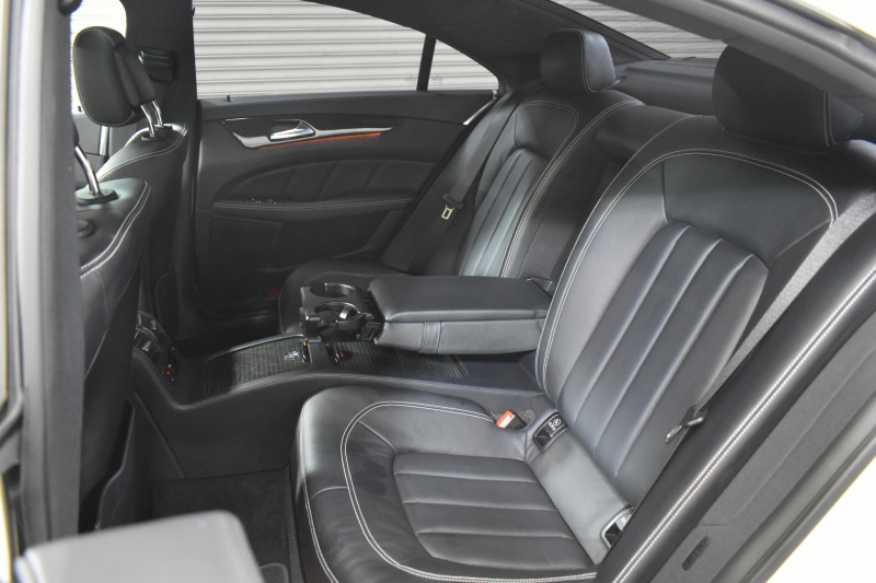 メルセデスベンツ CLS CLS350 AMGｽﾎﾟ-ﾂ ﾚｰﾀﾞｰSP 306馬力 右H ｻﾝﾙｰﾌ 全席ﾋｰﾀｰ黒革 ﾃﾞｨｽﾄﾛ ﾌﾞﾗｲﾝﾄﾞｽﾎﾟｯﾄ Lｷｰﾌﾟ AMGｴｱﾛ19AW ｷｰﾚｽGO 電動ﾄﾗﾝｸ ﾊﾟｰｸﾄﾛ LEDﾗｲﾄ 地ﾃﾞｼﾞBｶﾒﾗ 2年保証