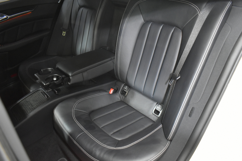 メルセデスベンツ CLS CLS350 AMGｽﾎﾟ-ﾂ ﾚｰﾀﾞｰSP 306馬力 右H ｻﾝﾙｰﾌ 全席ﾋｰﾀｰ黒革 ﾃﾞｨｽﾄﾛ ﾌﾞﾗｲﾝﾄﾞｽﾎﾟｯﾄ Lｷｰﾌﾟ AMGｴｱﾛ19AW ｷｰﾚｽGO 電動ﾄﾗﾝｸ ﾊﾟｰｸﾄﾛ LEDﾗｲﾄ 地ﾃﾞｼﾞBｶﾒﾗ 2年保証