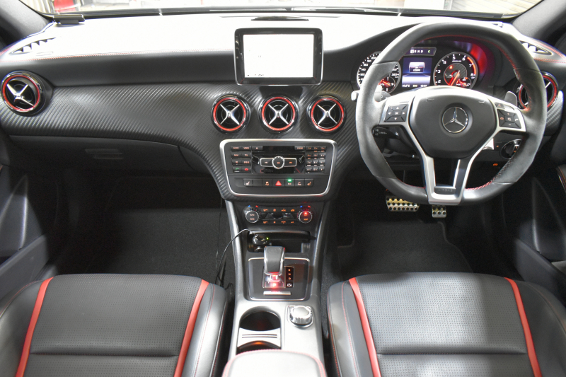 AMG Aクラス A45AMG 4M ｴﾃﾞｨｼｮﾝ1 200台限定(ｺｽﾓｽﾌﾞﾗｯｸ) 1ｵｰﾅｰ ｾｰﾌﾃｨP 専用ｴｱﾛ 専用内装 AMGﾊﾟﾌｫｰﾏﾝｽｼｰﾄ AMG19AW ACC ﾌﾞﾗｲﾝﾄﾞS CPA+ 地デジHDDﾅﾋﾞ Bｶﾒﾗ ﾊﾟｰｸﾄﾛ 2年保証