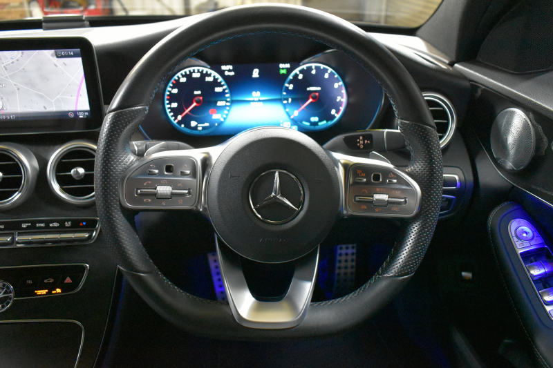 メルセデスベンツ Cクラス C200 4MATIC AVG AMGﾗｲﾝ ﾚｻﾞｰｴｸｽｸﾙｰｼﾌﾞP ﾚｰﾀﾞｰｾｰﾌﾃｨP 後期 4WD 革 ﾌﾞﾙﾒｽﾀｰS HUD ｴｱﾊﾞﾗﾝｽP 液晶ﾒｰﾀｰ ﾌｯﾄﾄﾗﾝｸ AMGｴｱﾛ18AW ﾃﾞｨｽﾄﾛ ﾌﾞﾗｲﾝﾄﾞS ﾚｰﾝｷｰﾌﾟ ﾅﾋﾞTV Bｶﾒﾗ ｷｰﾚｽｺﾞｰ 2年保証