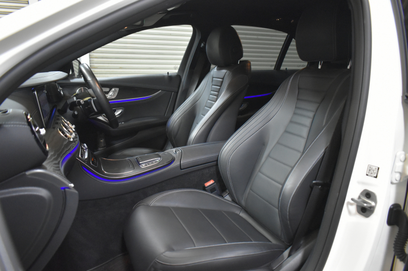 メルセデスベンツ Eクラス E200 ｽﾎﾟｰﾂ BSG搭載 ｴｸｽｸﾙｰｼﾌﾞP AMGﾗｲﾝｲﾝﾃﾘｱP ﾚｰﾀﾞｰｾｰﾌﾃｨP 後期型 革 ﾌﾞﾙﾒｽﾀｰ HUD ｴｱﾊﾞﾗﾝｽP ﾊﾟﾜｰﾄﾗﾝｸ AMGｴｱﾛ19AW MBUXARﾅﾋﾞTV 360ｶﾒﾗ ﾜｲﾔﾚｽﾁｬｰｼﾞ ﾃﾞｨｽﾄﾛ ﾌﾞﾗｲﾝﾄﾞS ﾚｰﾝｷｰﾌﾟ 2年保証