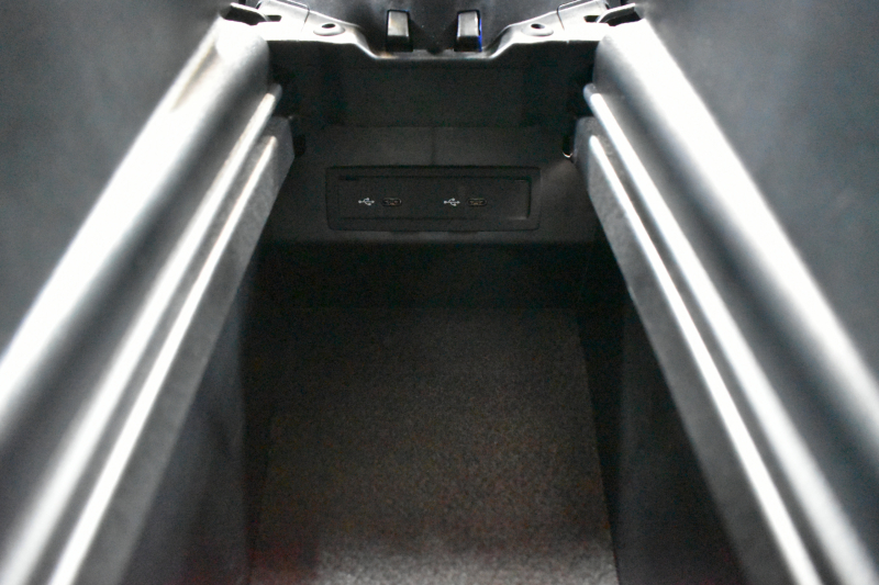 メルセデスベンツ Eクラス E200 ｽﾎﾟｰﾂ BSG搭載 ｴｸｽｸﾙｰｼﾌﾞP AMGﾗｲﾝｲﾝﾃﾘｱP ﾚｰﾀﾞｰｾｰﾌﾃｨP 後期型 革 ﾌﾞﾙﾒｽﾀｰ HUD ｴｱﾊﾞﾗﾝｽP ﾊﾟﾜｰﾄﾗﾝｸ AMGｴｱﾛ19AW MBUXARﾅﾋﾞTV 360ｶﾒﾗ ﾜｲﾔﾚｽﾁｬｰｼﾞ ﾃﾞｨｽﾄﾛ ﾌﾞﾗｲﾝﾄﾞS ﾚｰﾝｷｰﾌﾟ 2年保証