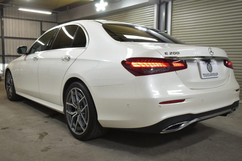 メルセデスベンツ Eクラス E200 ｽﾎﾟｰﾂ BSG搭載 ｴｸｽｸﾙｰｼﾌﾞP AMGﾗｲﾝｲﾝﾃﾘｱP ﾚｰﾀﾞｰｾｰﾌﾃｨP 後期型 革 ﾌﾞﾙﾒｽﾀｰ HUD ｴｱﾊﾞﾗﾝｽP ﾊﾟﾜｰﾄﾗﾝｸ AMGｴｱﾛ19AW MBUXARﾅﾋﾞTV 360ｶﾒﾗ ﾜｲﾔﾚｽﾁｬｰｼﾞ ﾃﾞｨｽﾄﾛ ﾌﾞﾗｲﾝﾄﾞS ﾚｰﾝｷｰﾌﾟ 2年保証