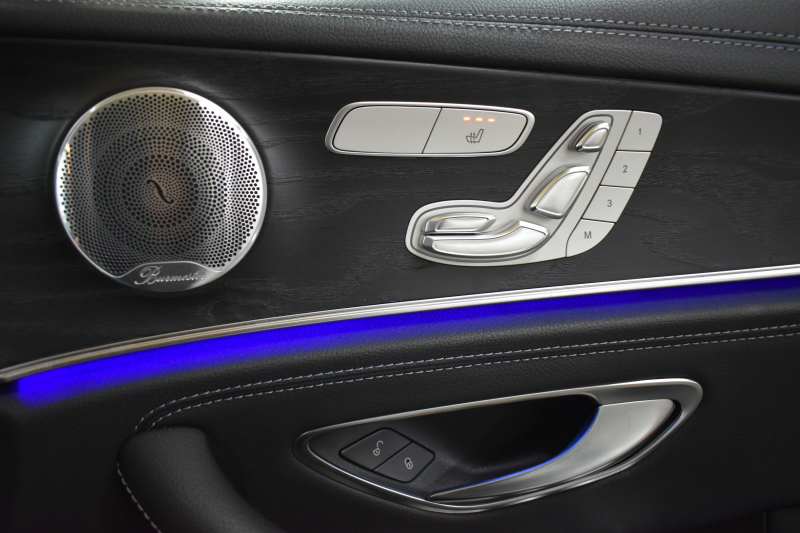 メルセデスベンツ Eクラス E200 ｽﾎﾟｰﾂ BSG搭載 ｴｸｽｸﾙｰｼﾌﾞP AMGﾗｲﾝｲﾝﾃﾘｱP ﾚｰﾀﾞｰｾｰﾌﾃｨP 後期型 革 ﾌﾞﾙﾒｽﾀｰ HUD ｴｱﾊﾞﾗﾝｽP ﾊﾟﾜｰﾄﾗﾝｸ AMGｴｱﾛ19AW MBUXARﾅﾋﾞTV 360ｶﾒﾗ ﾜｲﾔﾚｽﾁｬｰｼﾞ ﾃﾞｨｽﾄﾛ ﾌﾞﾗｲﾝﾄﾞS ﾚｰﾝｷｰﾌﾟ 2年保証