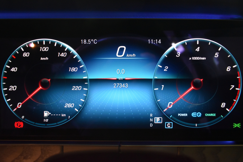 メルセデスベンツ Eクラス E200 ｽﾎﾟｰﾂ BSG搭載 ｴｸｽｸﾙｰｼﾌﾞP AMGﾗｲﾝｲﾝﾃﾘｱP ﾚｰﾀﾞｰｾｰﾌﾃｨP 後期型 革 ﾌﾞﾙﾒｽﾀｰ HUD ｴｱﾊﾞﾗﾝｽP ﾊﾟﾜｰﾄﾗﾝｸ AMGｴｱﾛ19AW MBUXARﾅﾋﾞTV 360ｶﾒﾗ ﾜｲﾔﾚｽﾁｬｰｼﾞ ﾃﾞｨｽﾄﾛ ﾌﾞﾗｲﾝﾄﾞS ﾚｰﾝｷｰﾌﾟ 2年保証