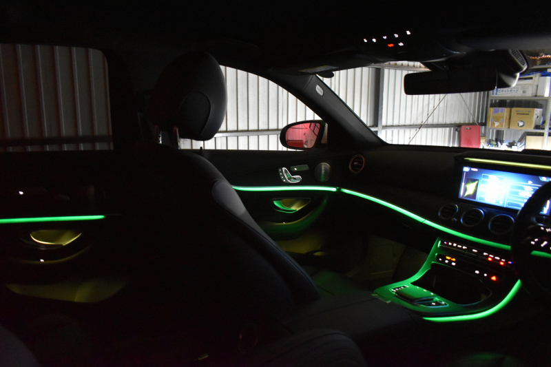 メルセデスベンツ Eクラス E200 ｽﾎﾟｰﾂ BSG搭載 ｴｸｽｸﾙｰｼﾌﾞP AMGﾗｲﾝｲﾝﾃﾘｱP ﾚｰﾀﾞｰｾｰﾌﾃｨP 後期型 革 ﾌﾞﾙﾒｽﾀｰ HUD ｴｱﾊﾞﾗﾝｽP ﾊﾟﾜｰﾄﾗﾝｸ AMGｴｱﾛ19AW MBUXARﾅﾋﾞTV 360ｶﾒﾗ ﾜｲﾔﾚｽﾁｬｰｼﾞ ﾃﾞｨｽﾄﾛ ﾌﾞﾗｲﾝﾄﾞS ﾚｰﾝｷｰﾌﾟ 2年保証