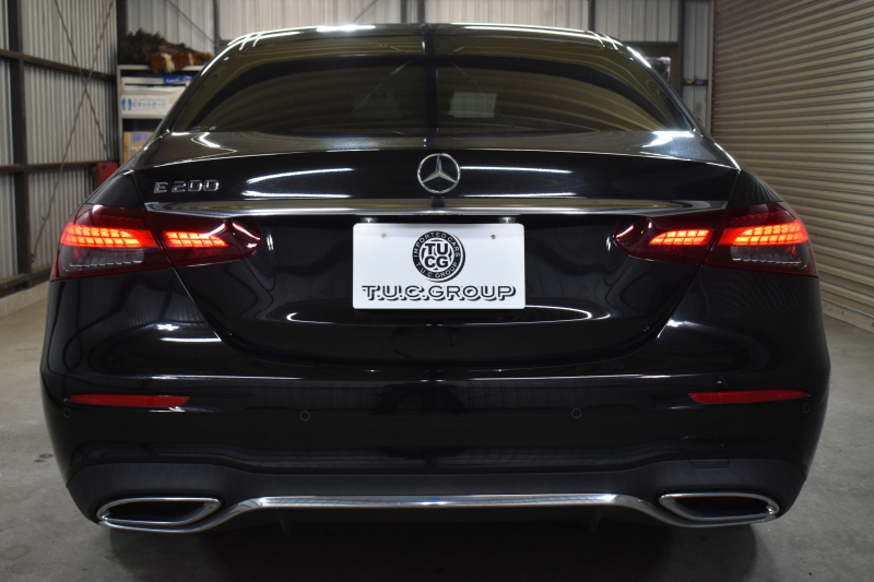 メルセデスベンツ Eクラス E200 ｽﾎﾟｰﾂ BSG搭載 ｴｸｽｸﾙｰｼﾌﾞP AMGﾗｲﾝｲﾝﾃﾘｱP ﾚｰﾀﾞｰｾｰﾌﾃｨP 後期型 1ｵｰﾅｰ 革 ﾌﾞﾙﾒｽﾀｰ HUD ｴｱﾊﾞﾗﾝｽP ﾊﾟﾜｰﾄﾗﾝｸ AMGｴｱﾛ19AW MBUXARﾅﾋﾞTV 360ｶﾒﾗ ﾜｲﾔﾚｽﾁｬｰｼﾞ ﾃﾞｨｽﾄﾛ ﾌﾞﾗｲﾝﾄﾞS ﾚｰﾝｷｰﾌﾟ 2年保証