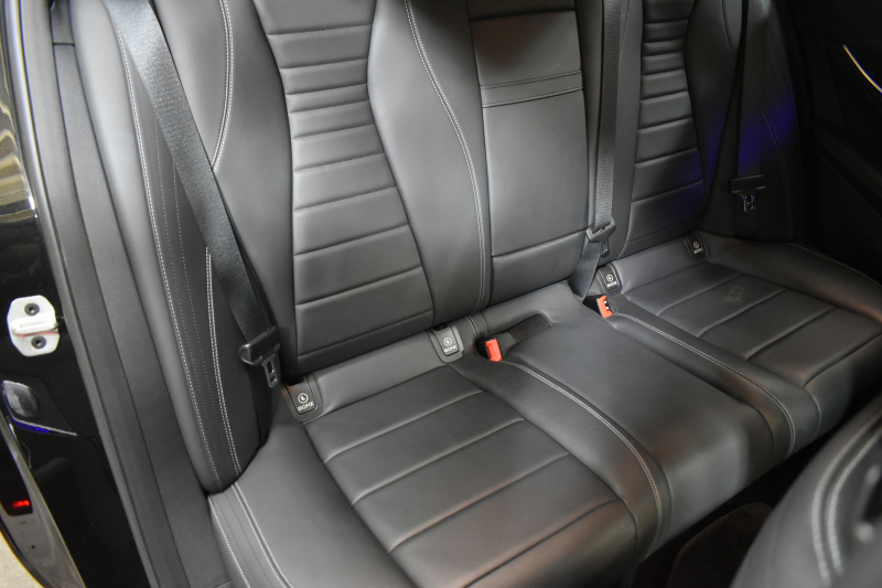 メルセデスベンツ Eクラス E200 ｽﾎﾟｰﾂ BSG搭載 ｴｸｽｸﾙｰｼﾌﾞP AMGﾗｲﾝｲﾝﾃﾘｱP ﾚｰﾀﾞｰｾｰﾌﾃｨP 後期型 1ｵｰﾅｰ 革 ﾌﾞﾙﾒｽﾀｰ HUD ｴｱﾊﾞﾗﾝｽP ﾊﾟﾜｰﾄﾗﾝｸ AMGｴｱﾛ19AW MBUXARﾅﾋﾞTV 360ｶﾒﾗ ﾜｲﾔﾚｽﾁｬｰｼﾞ ﾃﾞｨｽﾄﾛ ﾌﾞﾗｲﾝﾄﾞS ﾚｰﾝｷｰﾌﾟ 2年保証