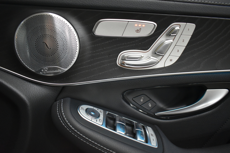 AMG GLC GLC43 4MATIC ﾚｻﾞｰｴｸｽｸﾙｰｼﾌﾞ ﾚｰﾀﾞｰｾｰﾌﾃｨP 3.0ﾀｰﾎﾞ V6 367馬力 MEｺﾈｸﾄ 9速ｺﾗﾑAT 4WD ﾊﾟﾉﾗﾏｻﾝﾙｰﾌ 全席ﾋｰﾀｰ黒革 ﾃﾞｨｽﾄﾛ BSM Lｷｰﾌﾟ AMGｴｱﾛ20AW ｷｰﾚｽGO PTS ｻｲﾄﾞｽﾃｯﾌﾟ ﾌｯﾄｹﾞｰﾄ ﾌﾞﾙﾒｽﾀｰ 地ﾃﾞｼﾞﾅﾋﾞ 360ｶﾒﾗ 2年保証