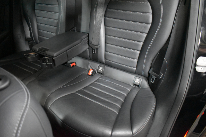 AMG GLC GLC43 4MATIC ﾚｻﾞｰｴｸｽｸﾙｰｼﾌﾞ ﾚｰﾀﾞｰｾｰﾌﾃｨP 3.0ﾀｰﾎﾞ V6 367馬力 MEｺﾈｸﾄ 9速ｺﾗﾑAT 4WD ﾊﾟﾉﾗﾏｻﾝﾙｰﾌ 全席ﾋｰﾀｰ黒革 ﾃﾞｨｽﾄﾛ BSM Lｷｰﾌﾟ AMGｴｱﾛ20AW ｷｰﾚｽGO PTS ｻｲﾄﾞｽﾃｯﾌﾟ ﾌｯﾄｹﾞｰﾄ ﾌﾞﾙﾒｽﾀｰ 地ﾃﾞｼﾞﾅﾋﾞ 360ｶﾒﾗ 2年保証