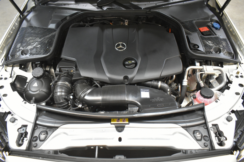 メルセデスベンツ Cクラス C220d ﾛｰﾚｳｽED ﾚｰﾀﾞｰｾｰﾌﾃｨP AMGﾗｲﾝ ﾍﾞｰｼｯｸP 特別仕様車 1ｵｰﾅｰ 革 AMGｴｱﾛ18AW ｴｱｻｽ ﾃﾞｨｽﾄﾛﾆｯｸ ﾌﾞﾗｲﾝﾄﾞｽﾎﾟｯﾄ ﾚｰﾝｷｰﾌﾟ ﾊﾟｰｷﾝｸﾞﾊﾟｲﾛｯﾄ ﾊﾟｰｸﾄﾛﾆｯｸ ｷｰﾚｽｺﾞｰ ﾅﾋﾞTV Bｶﾒﾗ 2年保証