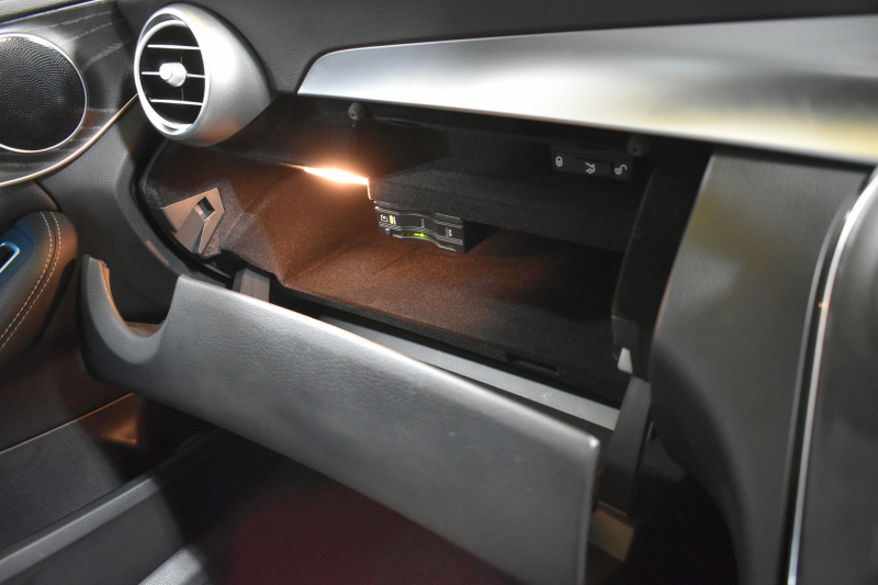 メルセデスベンツ Cクラス C220d ﾛｰﾚｳｽED ﾚｰﾀﾞｰｾｰﾌﾃｨP AMGﾗｲﾝ ﾍﾞｰｼｯｸP 特別仕様車 1ｵｰﾅｰ 革 AMGｴｱﾛ18AW ｴｱｻｽ ﾃﾞｨｽﾄﾛﾆｯｸ ﾌﾞﾗｲﾝﾄﾞｽﾎﾟｯﾄ ﾚｰﾝｷｰﾌﾟ ﾊﾟｰｷﾝｸﾞﾊﾟｲﾛｯﾄ ﾊﾟｰｸﾄﾛﾆｯｸ ｷｰﾚｽｺﾞｰ ﾅﾋﾞTV Bｶﾒﾗ 2年保証