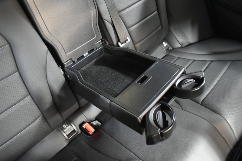 メルセデスベンツ Cクラス C220d ﾛｰﾚｳｽED ﾚｰﾀﾞｰｾｰﾌﾃｨP AMGﾗｲﾝ ﾍﾞｰｼｯｸP 特別仕様車 1ｵｰﾅｰ 革 AMGｴｱﾛ18AW ｴｱｻｽ ﾃﾞｨｽﾄﾛﾆｯｸ ﾌﾞﾗｲﾝﾄﾞｽﾎﾟｯﾄ ﾚｰﾝｷｰﾌﾟ ﾊﾟｰｷﾝｸﾞﾊﾟｲﾛｯﾄ ﾊﾟｰｸﾄﾛﾆｯｸ ｷｰﾚｽｺﾞｰ ﾅﾋﾞTV Bｶﾒﾗ 2年保証