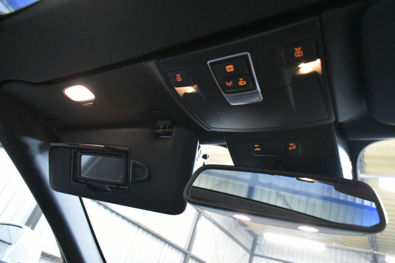 メルセデスベンツ SLクラス SL350 ﾚｰﾀﾞｰｾｰﾌﾃｨP ﾏｼﾞｯｸｽｶｲﾙｰﾌ ｴｱｽｶｰﾌ ﾋｰﾀｰ/ﾍﾞﾝﾁﾚｰﾀｰ黒革 ﾃﾞｨｽﾄﾛ ﾌﾞﾗｲﾝﾄﾞｽﾎﾟｯﾄ Lｷｰﾌﾟ AMGｴｱﾛ19AW ｷｰﾚｽGO PTS ﾌｯﾄﾄﾗﾝｸ 地ﾃﾞｼﾞﾅﾋﾞBｶﾒﾗ 2年保証