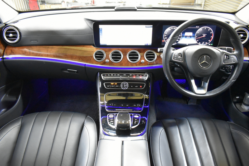 メルセデスベンツ Eクラス E400 4ﾏﾁｯｸ ﾜｺﾞﾝ ｴｸｽｸﾙｰｼﾌﾞ ﾚｰﾀﾞｰｾｰﾌﾃｨP 3.5V6ﾀｰﾎﾞ333馬力 4WD ｺﾗﾑ9速 全席ﾋｰﾀｰ黒革 ﾃﾞｨｽﾄﾛ BSM Lﾁｪﾝｼﾞ ｷｰﾚｽGO ﾊﾟｰｸﾄﾛ ﾌｯﾄｹﾞｰﾄ HUD ﾌﾞﾙﾒｽﾀｰS 地ﾃﾞｼﾞﾅﾋﾞ 360ｶﾒﾗ 2年保証