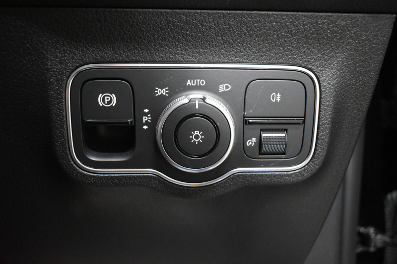 AMG GLB GLB35 4ﾏﾁｯｸ AMGｱﾄﾞﾊﾞﾝｽﾄﾞ＆ﾊﾟﾌｫｰﾏﾝｽP ﾚｰﾀﾞｰｾｰﾌﾃｨP ﾊﾟﾉﾗﾏｻﾝﾙｰﾌ ﾋｰﾀｰ赤/黒革 対話式ﾅﾋﾞ ﾃﾞｨｽﾄﾛﾆｯｸ ﾌﾞﾗｲﾝﾄﾞｽﾎﾟｯﾄ ﾚｰﾝｷｰﾌﾟ AMGｴｱﾛ19AW ｷｰﾚｽGO PTS ﾍｯﾄﾞｱｯﾌﾟD  地ﾃﾞｼﾞﾅﾋﾞ 360ｶﾒﾗ 2年保証