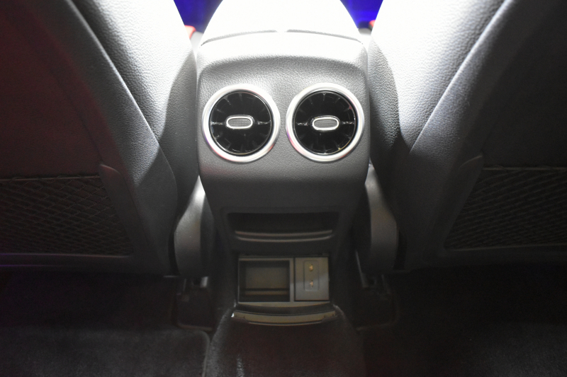 AMG GLB GLB35 4ﾏﾁｯｸ AMGｱﾄﾞﾊﾞﾝｽﾄﾞ＆ﾊﾟﾌｫｰﾏﾝｽP ﾚｰﾀﾞｰｾｰﾌﾃｨP ﾊﾟﾉﾗﾏｻﾝﾙｰﾌ ﾋｰﾀｰ赤/黒革 対話式ﾅﾋﾞ ﾃﾞｨｽﾄﾛﾆｯｸ ﾌﾞﾗｲﾝﾄﾞｽﾎﾟｯﾄ ﾚｰﾝｷｰﾌﾟ AMGｴｱﾛ19AW ｷｰﾚｽGO PTS ﾍｯﾄﾞｱｯﾌﾟD  地ﾃﾞｼﾞﾅﾋﾞ 360ｶﾒﾗ 2年保証