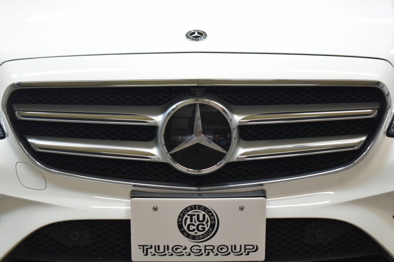 メルセデスベンツ Eクラス E200ﾜｺﾞﾝ AVG ｽﾎﾟｰﾂ 本革仕様 ﾚｰﾀﾞｰSP  9速AT 全席ﾋｰﾀｰ黒革 ﾃﾞｨｽﾄﾛ ﾌﾞﾗｲﾝﾄﾞｽﾎﾟｯﾄ Lｷｰﾌﾟ AMGｴｱﾛ19AW ｷｰﾚｽGO PTS ﾌｯﾄｹﾞｰﾄ ﾌﾞﾙﾒｽﾀｰS 地ﾃﾞｼﾞ360ｶﾒﾗ 2年保証