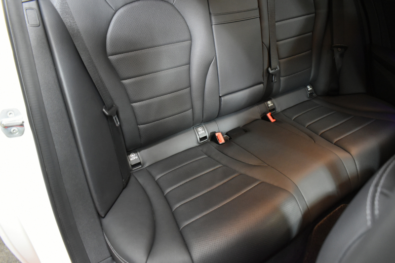 メルセデスベンツ Cクラス C200 ﾛｰﾚｳｽｴﾃﾞｨｼｮﾝ ｽﾎﾟｰﾂ+P ﾚｰﾀﾞｰｾｰﾌﾃｨP 最終特別仕様 MEｺﾈ 9速 BSG搭載 HUD ﾋｰﾀｰ黒革 ﾃﾞｨｽﾄﾛ BSM Lｷｰﾌﾟ AMGｴｱﾛ18AW ｷｰﾚｽGo PTS 液晶ﾒｰﾀｰ LEDﾍｯﾄﾞﾗｲﾄ 地ﾃﾞｼﾞﾅﾋﾞ Bｶﾒﾗ 2年保証