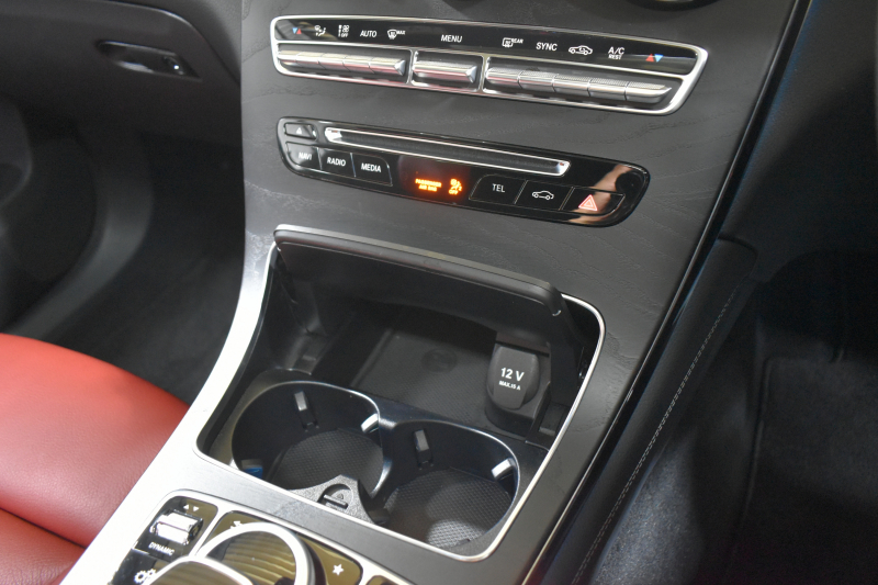 AMG GLCクーペ GLC43 4MATIC ｸｰﾍﾟ ﾚｻﾞｰｴｸｽｸﾙｰｼﾌﾞP ﾚｰﾀﾞｰｾｰﾌﾃｨP ｻﾝﾙｰﾌ 革 ﾌﾞﾙﾒｽﾀｰｻｳﾝﾄﾞ ｴｱﾛ20AW ﾍｯﾄﾞｱｯﾌﾟD ｴｱﾊﾞﾗﾝｽP ﾌｯﾄｹﾞｰﾄ ﾃﾞｨｽﾄﾛ ﾌﾞﾗｲﾝﾄﾞS ﾚｰﾝｷｰﾌﾟ ﾅﾋﾞTV 360ｶﾒﾗ ｷｰﾚｽｺﾞｰ 2年保証