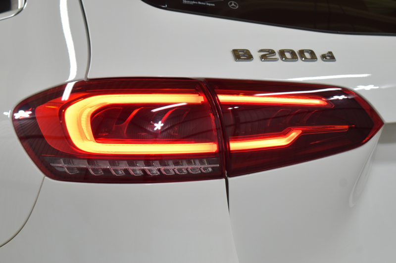 メルセデスベンツ Bクラス B200d AMGﾗｲﾝ AMGﾚｻﾞｰｴｸｽｸﾙｰｼﾌﾞP ｱﾄﾞﾊﾞﾝｽﾄﾞP ﾅﾋﾞｹﾞｰｼｮﾝP ﾚｰﾀﾞｰｾｰﾌﾃｨP ﾊﾟﾉﾗﾏｻﾝﾙｰﾌ 革 HUD 360ｶﾒﾗ ｱﾄﾞﾊﾞﾝｽﾄﾞｻｳﾝﾄﾞ AMGｴｱﾛ18AW ﾃﾞｨｽﾄﾛ ﾌﾞﾗｲﾝﾄﾞS ﾚｰﾝｷｰﾌﾟ MBUXﾅﾋﾞTV ﾌｯﾄｹﾞｰﾄ 2年保証