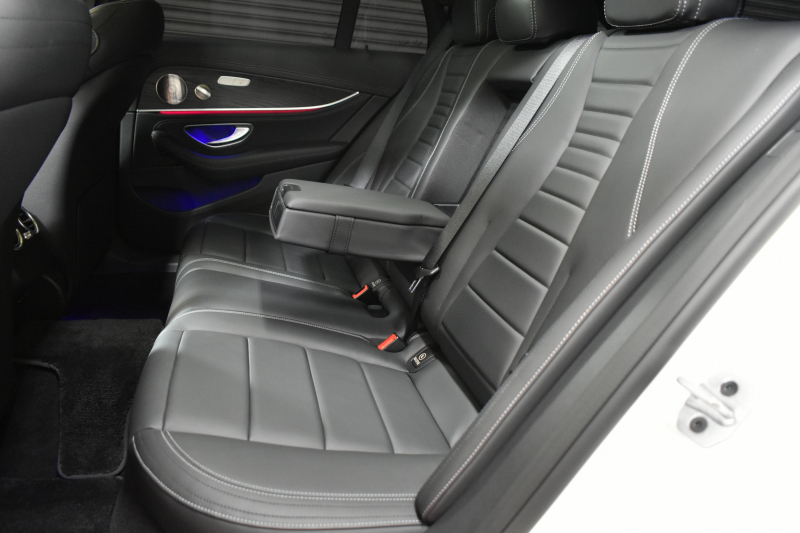 メルセデスベンツ Eクラス E220dﾜｺﾞﾝ ｽﾎﾟｰﾂ ｴｸｽｸﾙｰｼﾌﾞP AMGﾗｲﾝｲﾝﾃﾘｱP ﾚｰﾀﾞｰｾｰﾌﾃｨP 後期型 ﾊﾟﾉﾗﾏｻﾝﾙｰﾌ 革 ﾌﾞﾙﾒｽﾀｰ HUD ｴｱﾊﾞﾗﾝｽP AMGｴｱﾛ19AW MBUXARﾅﾋﾞTV 360ｶﾒﾗ ﾃﾞｨｽﾄﾛ ﾌﾞﾗｲﾝﾄﾞS ｵｰﾄﾃｰﾙｹﾞｰﾄ ｷｰﾚｽｺﾞｰ 2年保証