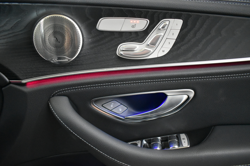 メルセデスベンツ Eクラス E220dﾜｺﾞﾝ ｽﾎﾟｰﾂ ｴｸｽｸﾙｰｼﾌﾞP AMGﾗｲﾝｲﾝﾃﾘｱP ﾚｰﾀﾞｰｾｰﾌﾃｨP 後期型 ﾊﾟﾉﾗﾏｻﾝﾙｰﾌ 革 ﾌﾞﾙﾒｽﾀｰ HUD ｴｱﾊﾞﾗﾝｽP AMGｴｱﾛ19AW MBUXARﾅﾋﾞTV 360ｶﾒﾗ ﾃﾞｨｽﾄﾛ ﾌﾞﾗｲﾝﾄﾞS ｵｰﾄﾃｰﾙｹﾞｰﾄ ｷｰﾚｽｺﾞｰ 2年保証