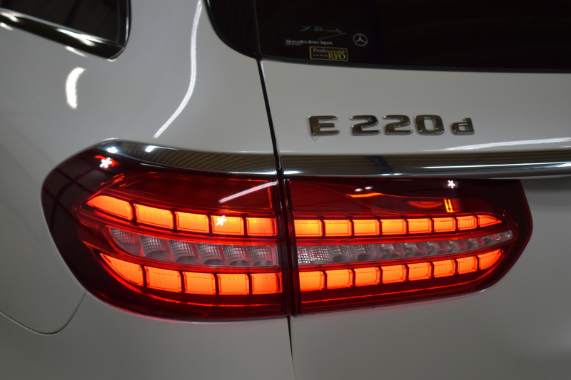メルセデスベンツ Eクラス E220dﾜｺﾞﾝ ｽﾎﾟｰﾂ ｴｸｽｸﾙｰｼﾌﾞP AMGﾗｲﾝｲﾝﾃﾘｱP ﾚｰﾀﾞｰｾｰﾌﾃｨP 後期型 ﾊﾟﾉﾗﾏｻﾝﾙｰﾌ 革 ﾌﾞﾙﾒｽﾀｰ HUD ｴｱﾊﾞﾗﾝｽP AMGｴｱﾛ19AW MBUXARﾅﾋﾞTV 360ｶﾒﾗ ﾃﾞｨｽﾄﾛ ﾌﾞﾗｲﾝﾄﾞS ｵｰﾄﾃｰﾙｹﾞｰﾄ ｷｰﾚｽｺﾞｰ 2年保証