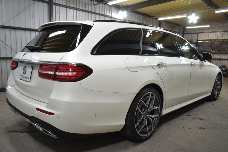 メルセデスベンツ Eクラス E220dﾜｺﾞﾝ ｽﾎﾟｰﾂ ｴｸｽｸﾙｰｼﾌﾞP AMGﾗｲﾝｲﾝﾃﾘｱP ﾚｰﾀﾞｰｾｰﾌﾃｨP 後期型 ﾊﾟﾉﾗﾏｻﾝﾙｰﾌ 革 ﾌﾞﾙﾒｽﾀｰ HUD ｴｱﾊﾞﾗﾝｽP AMGｴｱﾛ19AW MBUXARﾅﾋﾞTV 360ｶﾒﾗ ﾃﾞｨｽﾄﾛ ﾌﾞﾗｲﾝﾄﾞS ｵｰﾄﾃｰﾙｹﾞｰﾄ ｷｰﾚｽｺﾞｰ 2年保証