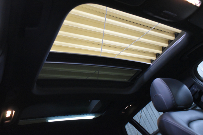 メルセデスベンツ Cクラス C200ﾜｺﾞﾝ AVG AMGﾗｲﾝ ﾊﾟﾉﾗﾏｻﾝﾙｰﾌ ﾚｰﾀﾞｰSP 後期型 ﾐｰｺﾈｸﾄ ﾃﾞｨｽﾄﾛ ﾚｰﾝﾁｪﾝｼﾞｱｼｽﾄ ﾌﾞﾗｲﾝﾄﾞS  ﾋｰﾀｰ黒革 AMGｴｱﾛ18AW ｷｰﾚｽGo PTS 電動Rｹﾞｰﾄ 地ﾃﾞｼﾞBｶﾒﾗ 2年保証