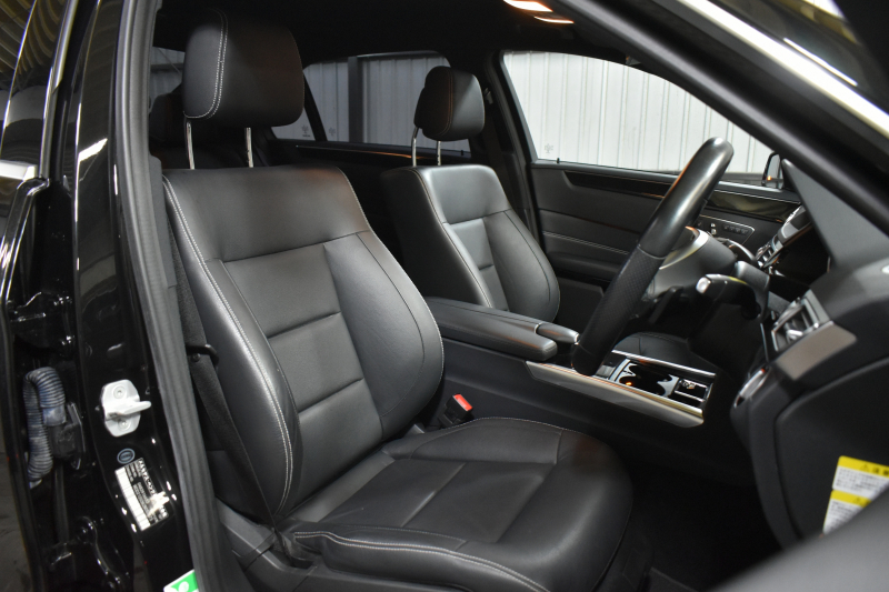 メルセデスベンツ Eクラス メルセデスベンツ Eクラス E250 AVG AMGｽﾎﾟｰﾂ ﾚｰﾀﾞｰｾｰﾌﾃｨP 後期 全席ﾋｰﾀｰ黒革 ﾃﾞｨｽﾄﾛ ﾌﾞﾗｲﾝﾄﾞｽﾎﾟｯﾄ Lｷｰﾌﾟ ｷｰﾚｽGo AMGｴｱﾛ18AW ﾊﾟｰｸﾄﾛ LEDﾍｯﾄﾞ 駐車支援 地ﾃﾞｼﾞﾅﾋﾞ ﾊﾞｯｸｶﾒﾗ 2年保証