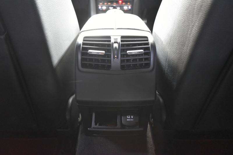 メルセデスベンツ Eクラス メルセデスベンツ Eクラス E250 AVG AMGｽﾎﾟｰﾂ ﾚｰﾀﾞｰｾｰﾌﾃｨP 後期 全席ﾋｰﾀｰ黒革 ﾃﾞｨｽﾄﾛ ﾌﾞﾗｲﾝﾄﾞｽﾎﾟｯﾄ Lｷｰﾌﾟ ｷｰﾚｽGo AMGｴｱﾛ18AW ﾊﾟｰｸﾄﾛ LEDﾍｯﾄﾞ 駐車支援 地ﾃﾞｼﾞﾅﾋﾞ ﾊﾞｯｸｶﾒﾗ 2年保証