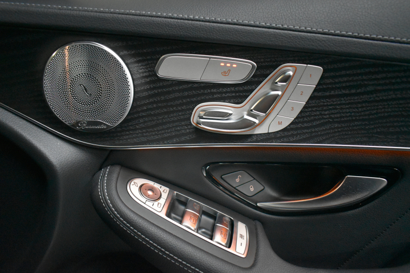 AMG GLC GLC43 4MATIC ﾚｻﾞｰｴｸｽｸﾙｰｼﾌﾞP ﾚｰﾀﾞｰｾｰﾌﾃｨP 1ｵｰﾅｰ ﾊﾟﾉﾗﾏｻﾝﾙｰﾌ 革 ﾌﾞﾙﾒｽﾀｰｻｳﾝﾄﾞ ｴｱﾛ20AW ｻｲﾄﾞﾗﾝﾆﾝｸﾞﾎﾞｰﾄﾞ ﾍｯﾄﾞｱｯﾌﾟD ｴｱﾊﾞﾗﾝｽP ﾌｯﾄｹﾞｰﾄ ﾃﾞｨｽﾄﾛ ﾌﾞﾗｲﾝﾄﾞS ﾚｰﾝｷｰﾌﾟ ﾅﾋﾞTV 360ｶﾒﾗ ｷｰﾚｽｺﾞｰ 2年保証