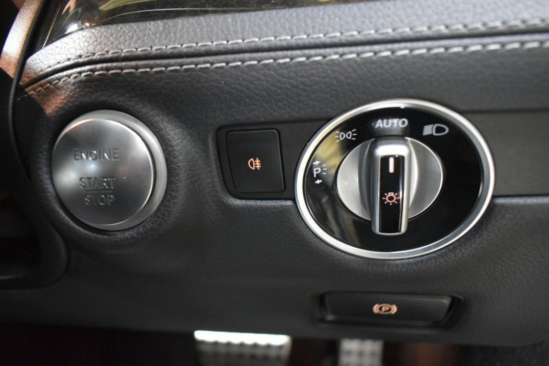 メルセデスベンツ SLクラス SL350 ﾚｰﾀﾞｰｾｰﾌﾃｨP 3.5ﾘｯﾀｰV6 306馬力 ﾏｼﾞｯｸｽｶｲﾙｰﾌ ｴｱｽｶｰﾌ ﾋｰﾀｰ/ﾍﾞﾝﾁﾚｰﾀｰ黒革 ﾃﾞｨｽﾄﾛ BSM Lｷｰﾌﾟ AMGｴｱﾛ19AW ｷｰﾚｽGO PTS ﾌｯﾄﾄﾗﾝｸ 地ﾃﾞｼﾞﾅﾋﾞBｶﾒﾗ 2年保証