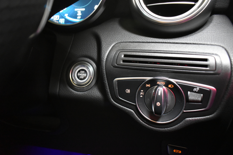 AMG GLC GLC43 4M ﾚｻﾞｰｴｸｽｸﾙｰｼﾌﾞ ﾚｰﾀﾞｰｾｰﾌﾃｨP 後期型 1ｵｰﾅｰ 390馬力V6 MEｺﾈ MBUXｼｽﾃﾑ ﾊﾟﾉﾗﾏｻﾝﾙｰﾌ ﾋｰﾀｰｸｰﾗｰ革 ﾃﾞｨｽﾄﾛ BSM Lﾁｪﾝｼﾞ AMGｴｱﾛ20AW ｷｰﾚｽGO PTS ｻｲﾄﾞｽﾃｯﾌﾟ HUD ﾌｯﾄｹﾞｰﾄ ﾌﾞﾙﾒｽﾀｰS 対話式ﾅﾋﾞTV 360ｶﾒ 2年保証