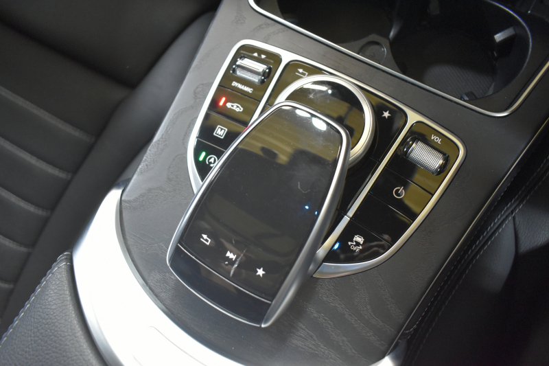 メルセデスベンツ GLCクーペ GLC250 4MATIC ｸｰﾍﾟ ｽﾎﾟｰﾂ 本革仕様 ﾚｰﾀﾞｰｾｰﾌﾃｨP ｻﾝﾙｰﾌ 革 ﾌﾞﾙﾒｽﾀｰｻｳﾝﾄﾞ AMGｴｱﾛ19AW ｻｲﾄﾞﾗﾝﾆﾝｸﾞﾎﾞｰﾄﾞ ﾍｯﾄﾞｱｯﾌﾟD ｴｱﾊﾞﾗﾝｽP ﾌｯﾄｹﾞｰﾄ ﾃﾞｨｽﾄﾛ ﾌﾞﾗｲﾝﾄﾞS ﾚｰﾝｷｰﾌﾟ ﾅﾋﾞTV 360ｶﾒﾗ ｷｰﾚｽｺﾞｰ 2年保証