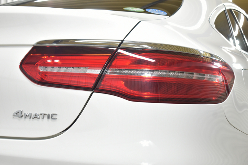 メルセデスベンツ GLCクーペ GLC250 4MATIC ｸｰﾍﾟ ｽﾎﾟｰﾂ 本革仕様 ﾚｰﾀﾞｰｾｰﾌﾃｨP ｻﾝﾙｰﾌ 革 ﾌﾞﾙﾒｽﾀｰｻｳﾝﾄﾞ AMGｴｱﾛ19AW ｻｲﾄﾞﾗﾝﾆﾝｸﾞﾎﾞｰﾄﾞ ﾍｯﾄﾞｱｯﾌﾟD ｴｱﾊﾞﾗﾝｽP ﾌｯﾄｹﾞｰﾄ ﾃﾞｨｽﾄﾛ ﾌﾞﾗｲﾝﾄﾞS ﾚｰﾝｷｰﾌﾟ ﾅﾋﾞTV 360ｶﾒﾗ ｷｰﾚｽｺﾞｰ 2年保証