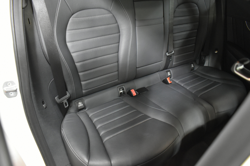 メルセデスベンツ GLCクーペ GLC250 4MATIC ｸｰﾍﾟ ｽﾎﾟｰﾂ 本革仕様 ﾚｰﾀﾞｰｾｰﾌﾃｨP ｻﾝﾙｰﾌ 革 ﾌﾞﾙﾒｽﾀｰｻｳﾝﾄﾞ AMGｴｱﾛ19AW ｻｲﾄﾞﾗﾝﾆﾝｸﾞﾎﾞｰﾄﾞ ﾍｯﾄﾞｱｯﾌﾟD ｴｱﾊﾞﾗﾝｽP ﾌｯﾄｹﾞｰﾄ ﾃﾞｨｽﾄﾛ ﾌﾞﾗｲﾝﾄﾞS ﾚｰﾝｷｰﾌﾟ ﾅﾋﾞTV 360ｶﾒﾗ ｷｰﾚｽｺﾞｰ 2年保証