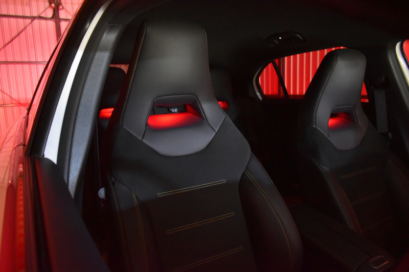 メルセデスベンツ Aクラス A180 Edition1 AMGﾗｲﾝ ﾅｲﾄP ｱﾄﾞﾊﾞﾝｽﾄﾞP ﾅﾋﾞｹﾞｰｼｮﾝP ﾚｰﾀﾞｰｾｰﾌﾃｨP 限定150台 専用ｸﾞﾘｰﾝｱｸｾﾝﾄ AMGｴｱﾛ19AW MBUXﾅﾋﾞTV 360ｶﾒﾗ HUD ｱﾄﾞﾊﾞﾝｽﾄﾞｻｳﾝﾄﾞ ﾜｲﾔﾚｽﾁｬｰｼﾞ ﾃﾞｨｽﾄﾛ ﾌﾞﾗｲﾝﾄﾞS 2年保証