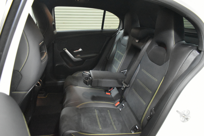 メルセデスベンツ Aクラス A180 Edition1 AMGﾗｲﾝ ﾅｲﾄP ｱﾄﾞﾊﾞﾝｽﾄﾞP ﾅﾋﾞｹﾞｰｼｮﾝP ﾚｰﾀﾞｰｾｰﾌﾃｨP 限定150台 専用ｸﾞﾘｰﾝｱｸｾﾝﾄ AMGｴｱﾛ19AW MBUXﾅﾋﾞTV 360ｶﾒﾗ HUD ｱﾄﾞﾊﾞﾝｽﾄﾞｻｳﾝﾄﾞ ﾜｲﾔﾚｽﾁｬｰｼﾞ ﾃﾞｨｽﾄﾛ ﾌﾞﾗｲﾝﾄﾞS 2年保証