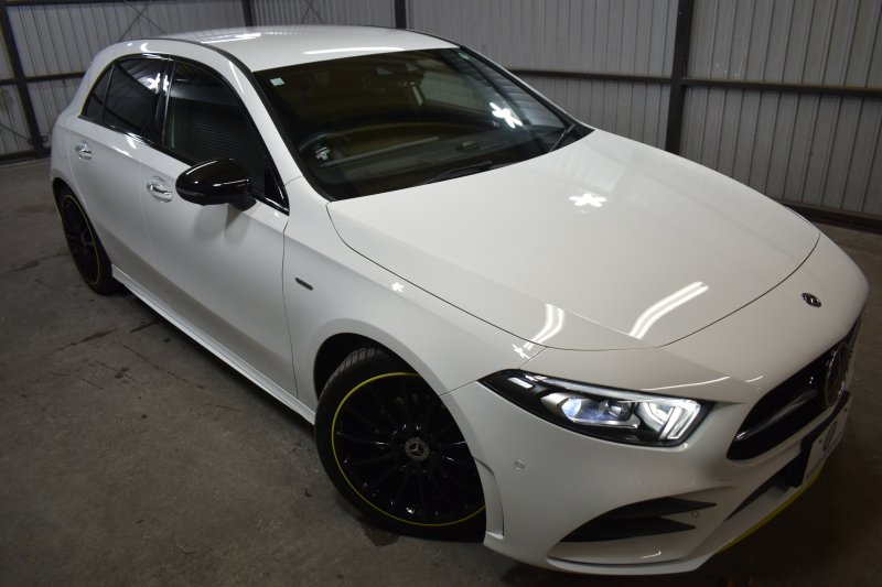 メルセデスベンツ Aクラス A180 Edition1 AMGﾗｲﾝ ﾅｲﾄP ｱﾄﾞﾊﾞﾝｽﾄﾞP ﾅﾋﾞｹﾞｰｼｮﾝP ﾚｰﾀﾞｰｾｰﾌﾃｨP 限定150台 専用ｸﾞﾘｰﾝｱｸｾﾝﾄ AMGｴｱﾛ19AW MBUXﾅﾋﾞTV 360ｶﾒﾗ HUD ｱﾄﾞﾊﾞﾝｽﾄﾞｻｳﾝﾄﾞ ﾜｲﾔﾚｽﾁｬｰｼﾞ ﾃﾞｨｽﾄﾛ ﾌﾞﾗｲﾝﾄﾞS 2年保証