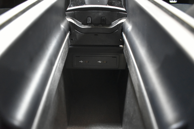 メルセデスベンツ Aクラス A180 Edition1 AMGﾗｲﾝ ﾅｲﾄP ｱﾄﾞﾊﾞﾝｽﾄﾞP ﾅﾋﾞｹﾞｰｼｮﾝP ﾚｰﾀﾞｰｾｰﾌﾃｨP 限定150台 専用ｸﾞﾘｰﾝｱｸｾﾝﾄ AMGｴｱﾛ19AW MBUXﾅﾋﾞTV 360ｶﾒﾗ HUD ｱﾄﾞﾊﾞﾝｽﾄﾞｻｳﾝﾄﾞ ﾜｲﾔﾚｽﾁｬｰｼﾞ ﾃﾞｨｽﾄﾛ ﾌﾞﾗｲﾝﾄﾞS 2年保証