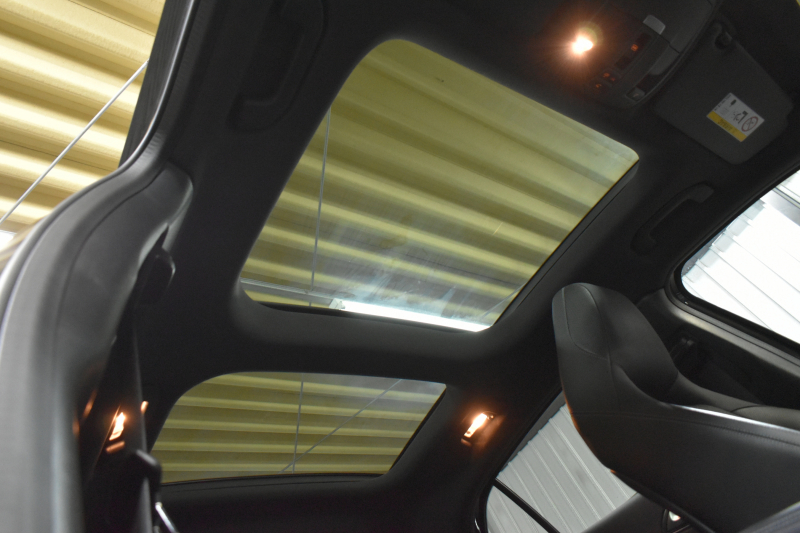 メルセデスベンツ GLA GLA220 4M ﾚｻﾞｰEXC ﾚｰﾀﾞｰSP  後期型 184馬力 4WD 1ｵｰﾅｰ ﾊﾟﾉﾗﾏｻﾝﾙｰﾌ ﾋｰﾀｰ黒革 ﾃﾞｨｽﾄﾛ Bｽﾎﾟｯﾄ 専用18AW&ﾊﾞﾝﾊﾟｰ 駐車支援 ｷｰGO ﾊｰﾏﾝK PTS ﾌｯﾄｹﾞｰﾄ 地ﾃﾞｼﾞBｶﾒﾗ 2年保証