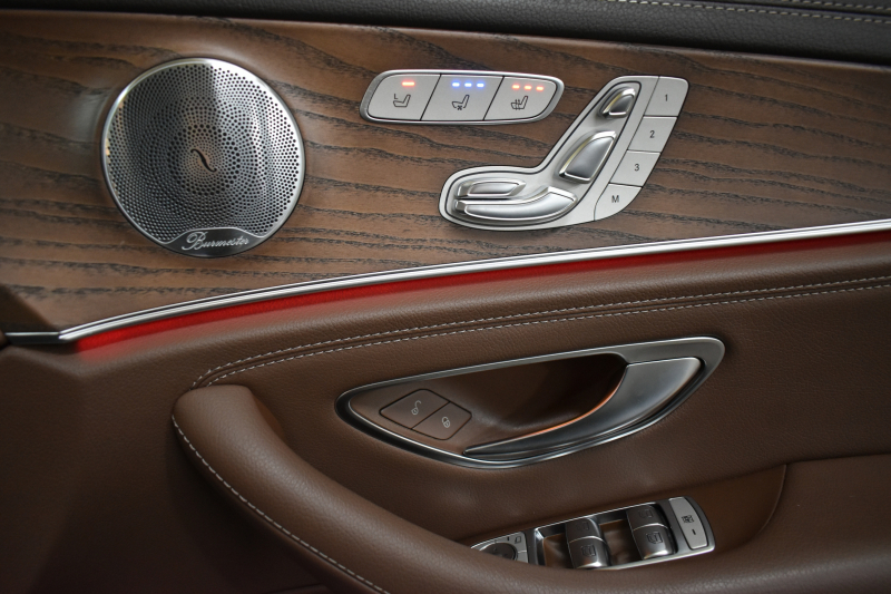 メルセデスベンツ Eクラス E450 4ﾏﾁｯｸ EXCLUSIVE ｴｸｽｸﾙｰｼﾌﾞPKG ﾚｰﾀﾞｰｾｰﾌﾃｨP 367馬力 V6 4WD ﾊﾟﾉﾗﾏｻﾝﾙｰﾌ ﾋｰﾀｰｸｰﾗｰ茶革 ﾃﾞｨｽﾄﾛ BSM Lﾁｪﾝｼﾞ 専用18AW ｷｰﾚｽGO PTS ﾌｯﾄﾄﾗﾝｸ ﾌﾞﾙﾒｽﾀｰS 地ﾃﾞｼﾞﾅﾋﾞ 360ｶﾒﾗ 2年保証